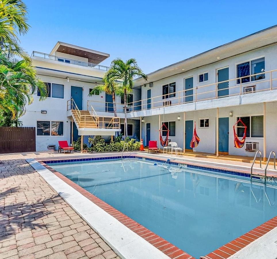 Walk To Dania Beach Christmas Getaway Pool Exterior foto